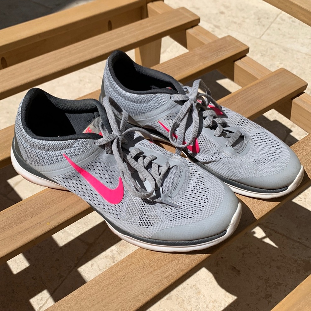 Nike Training in Season 5 women’s Shoe